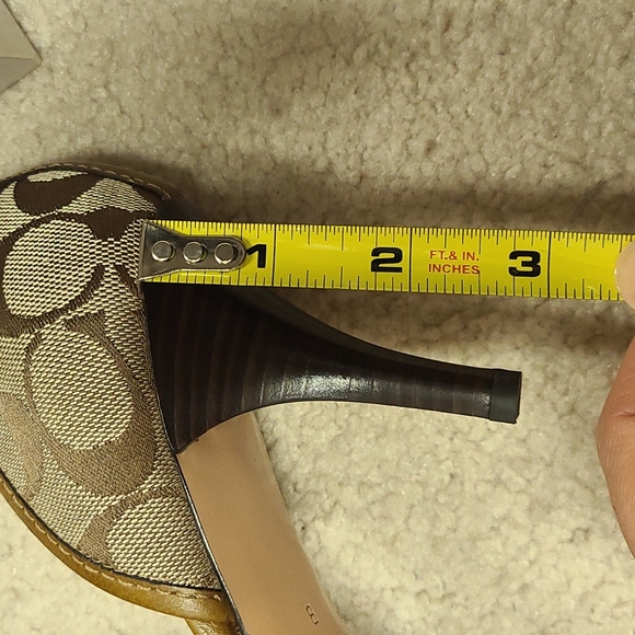 🆕️ *RARE* Coach Alecksa Sig Heels Size 10 - Picture 6 of 7